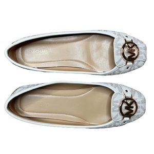 Michael Kors Gold and While Logo Style Flat Size 8.5